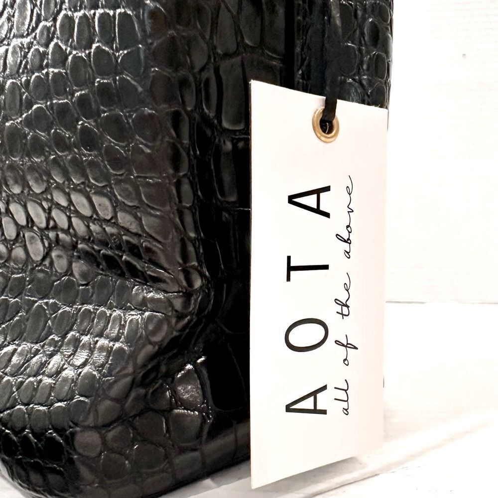 Aota All Of The Above Elena Bucket Bag Women's Black Vegan Leather Crossbody NWT - Picture 10 of 11